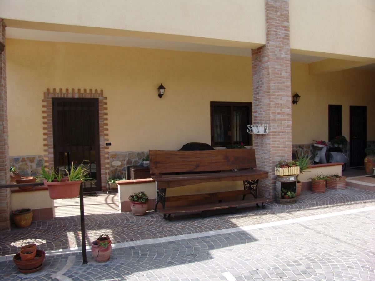 Bed and Breakfast Pompei House Скафати Экстерьер фото